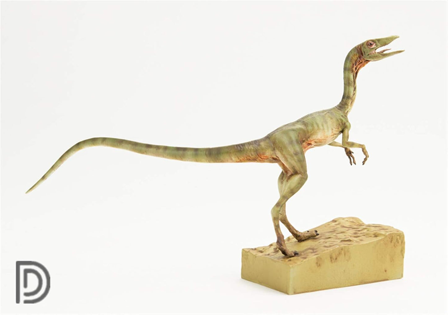 DINO DREAM 1/5 サイズ 雌のコンプソグナトゥス 恐竜 小型 肉食 リアル フィギュア PVC プラモデル おもちゃ 模型 プレゼント プレミアム 15cm級 オリジナル スタチュー 塗装済 完成品 置物 台座付き