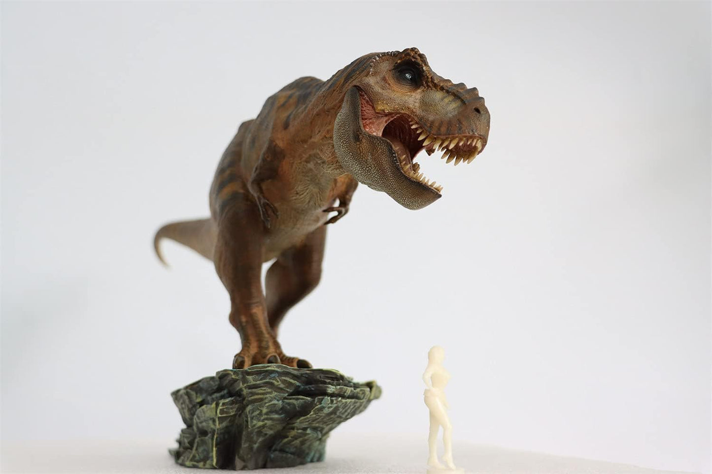 Nanmu 本心楠改 1/35 サイズ ティラノサウルス 恐竜 リアル フィギュア PVC プラモデル おもちゃ 模型 43.5cm級 台座付き (山岳-標準版)