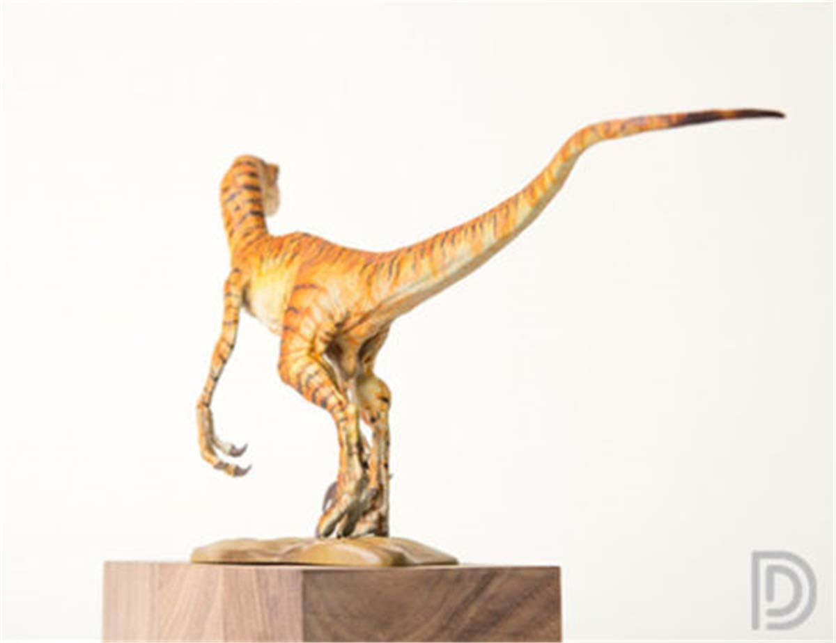 DINO DREAM 1/15 サイズ ヴェロキラプトル 恐竜 小型 肉食 リアル フィギュア PVC プラモデル 大人のおもちゃ 模型 プレゼント プレミアム 24cm級 オリジナル スタチュー 塗装済 完成品 置物 3色 台座付き (ヒョウ)
