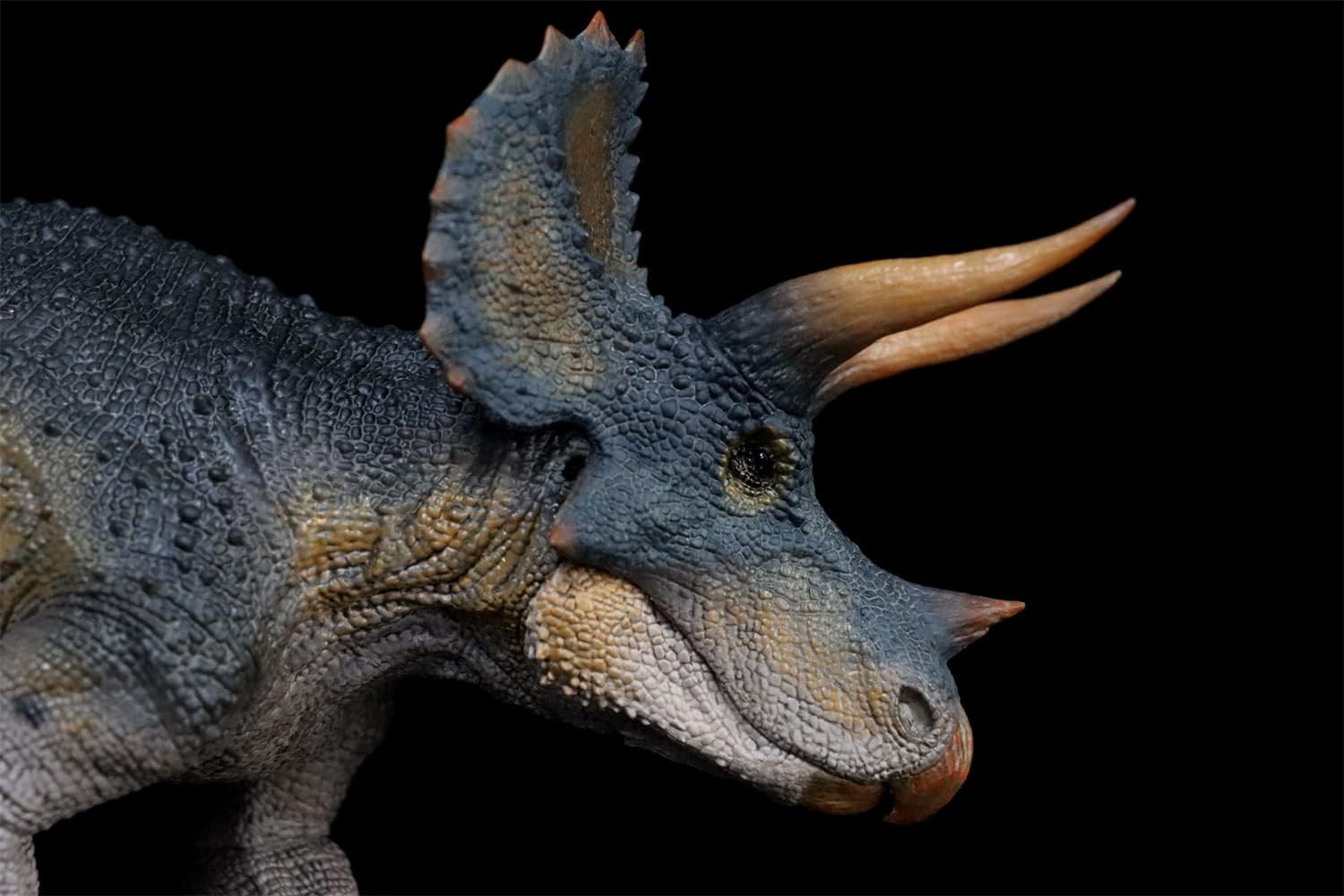 Rebor 1/35 サイズ トリケラトプス Triceratops Horridus 三觭龍 ケラトプス科 プラモデル 大きい 恐竜 リアル フィギュア PVC 大人 おもちゃ 動物 模型 プレゼント オブジェ プレミアム 32cm級 オリジナル 塗装済 完成品 (帝王-版)