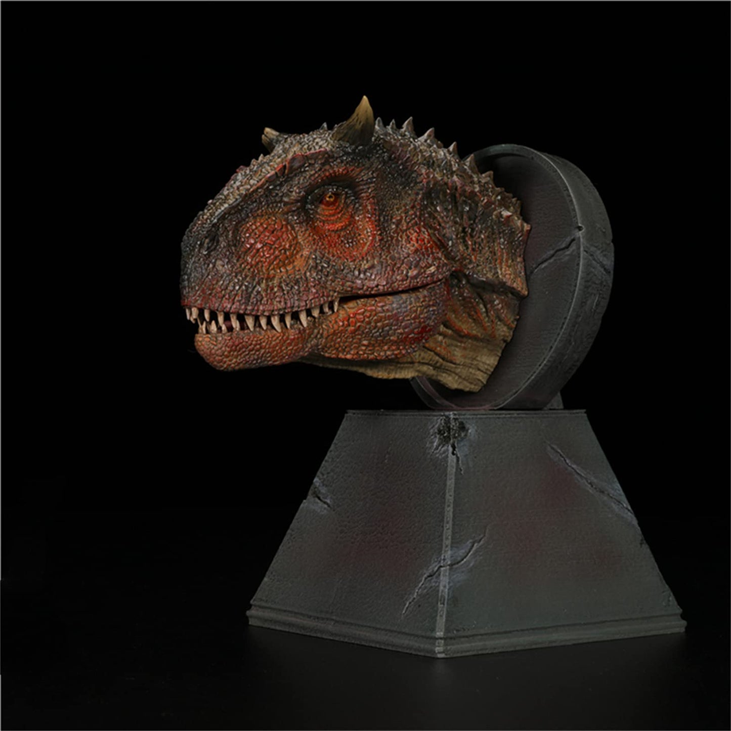 Nanmu 本心楠改 カルノタウルス リアル 恐竜 彫刻 頭部 フィギュア 模型 ヘッド 置物 12.5cm級