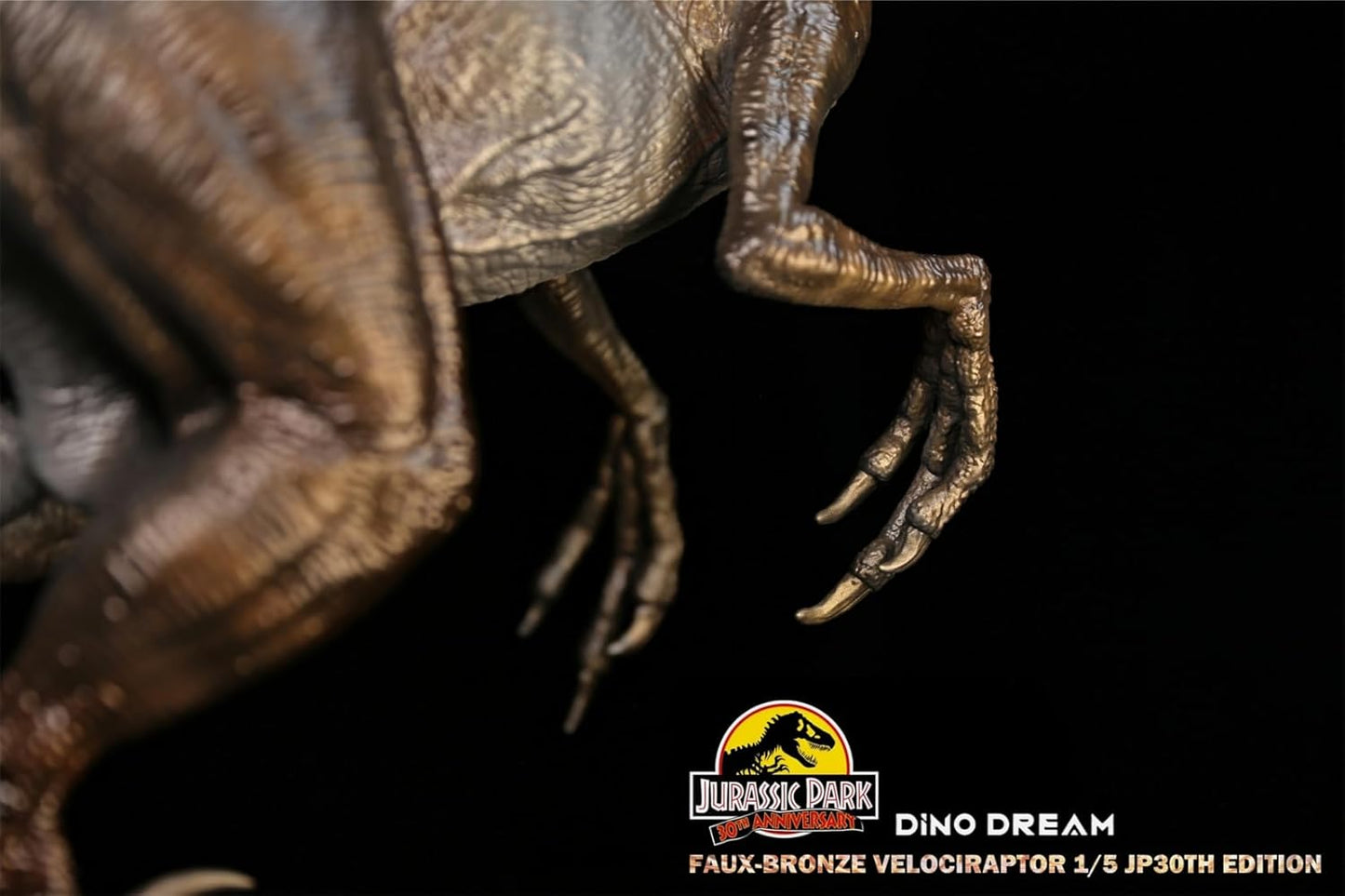 DINO DREAM 30周年記念モデル 1/5 サイズ ヴェロキラプトル フィギュア 小型 肉食 恐竜 76cm級 リアル 銅像 樹脂 プラモデル 模型 塗装済 置物 台座付き