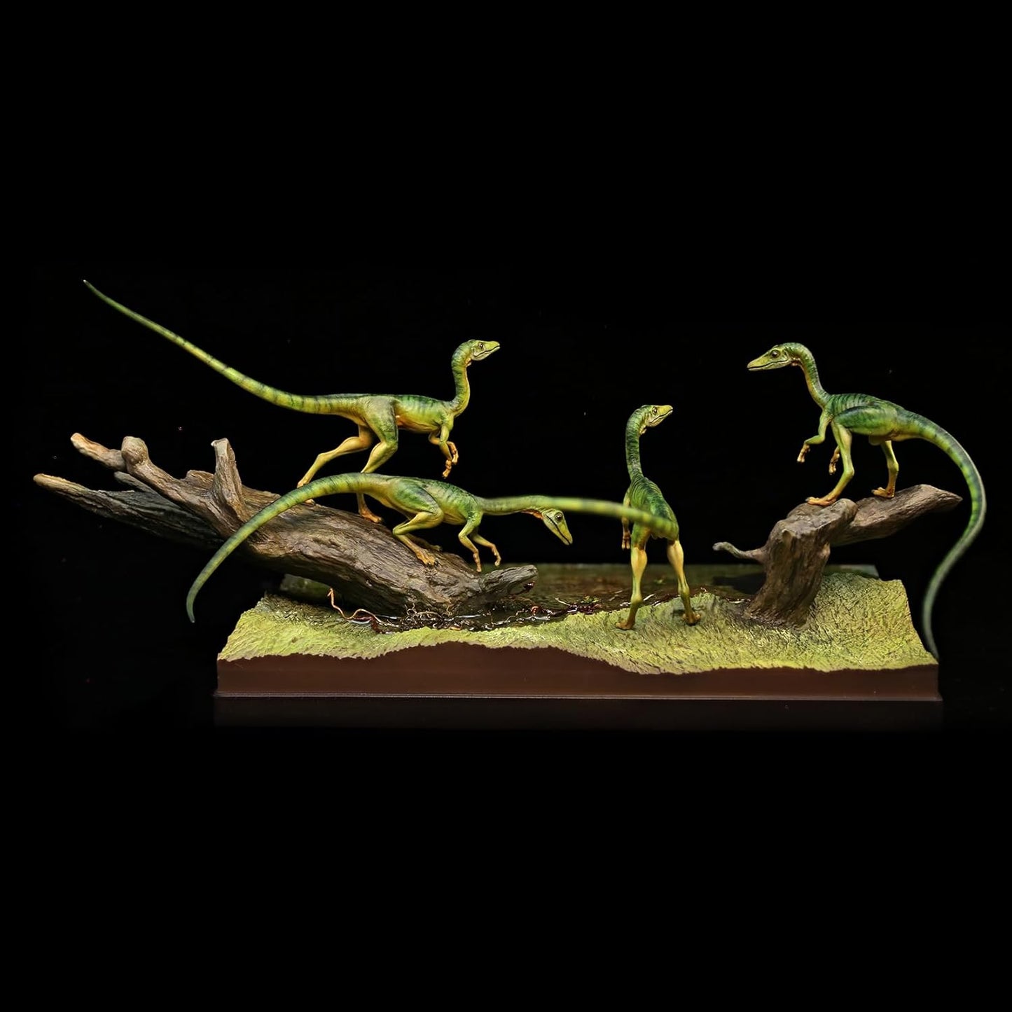 DINO DREAM 4点セット 1/5 サイズ コンプソグナトゥス 小型 ジュラ紀 肉食 恐竜 12.3cm級 リアル フィギュア 樹脂 プラモデル 大人のおもちゃ 模型 シーン 情景セット プレゼント プレミアム オリジナル スタチュー 塗装済 完成品 置物 台座付き