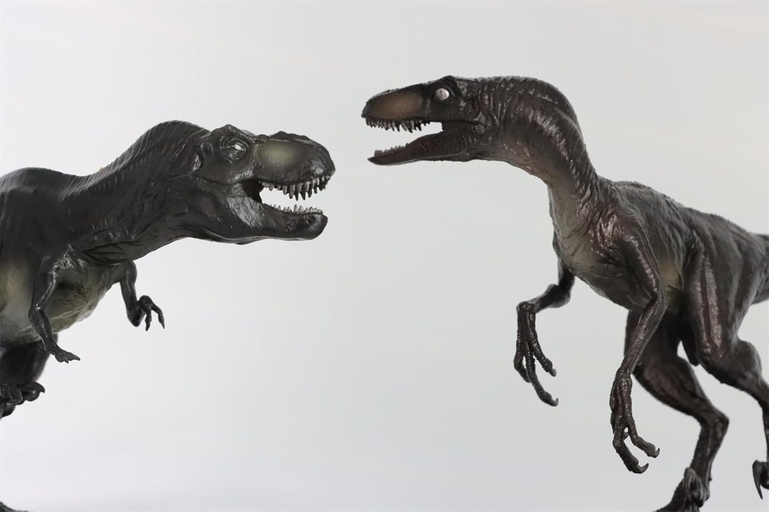 DINO DREAM 周年記念モデル ティラノサウルス VS ヴェロキラプトル フィギュア セット Tレックス Ｔ-REX 20cm級 肉食 恐竜 台座付け リアル 銅像 樹脂 プラモデル 模型 塗装済 置物