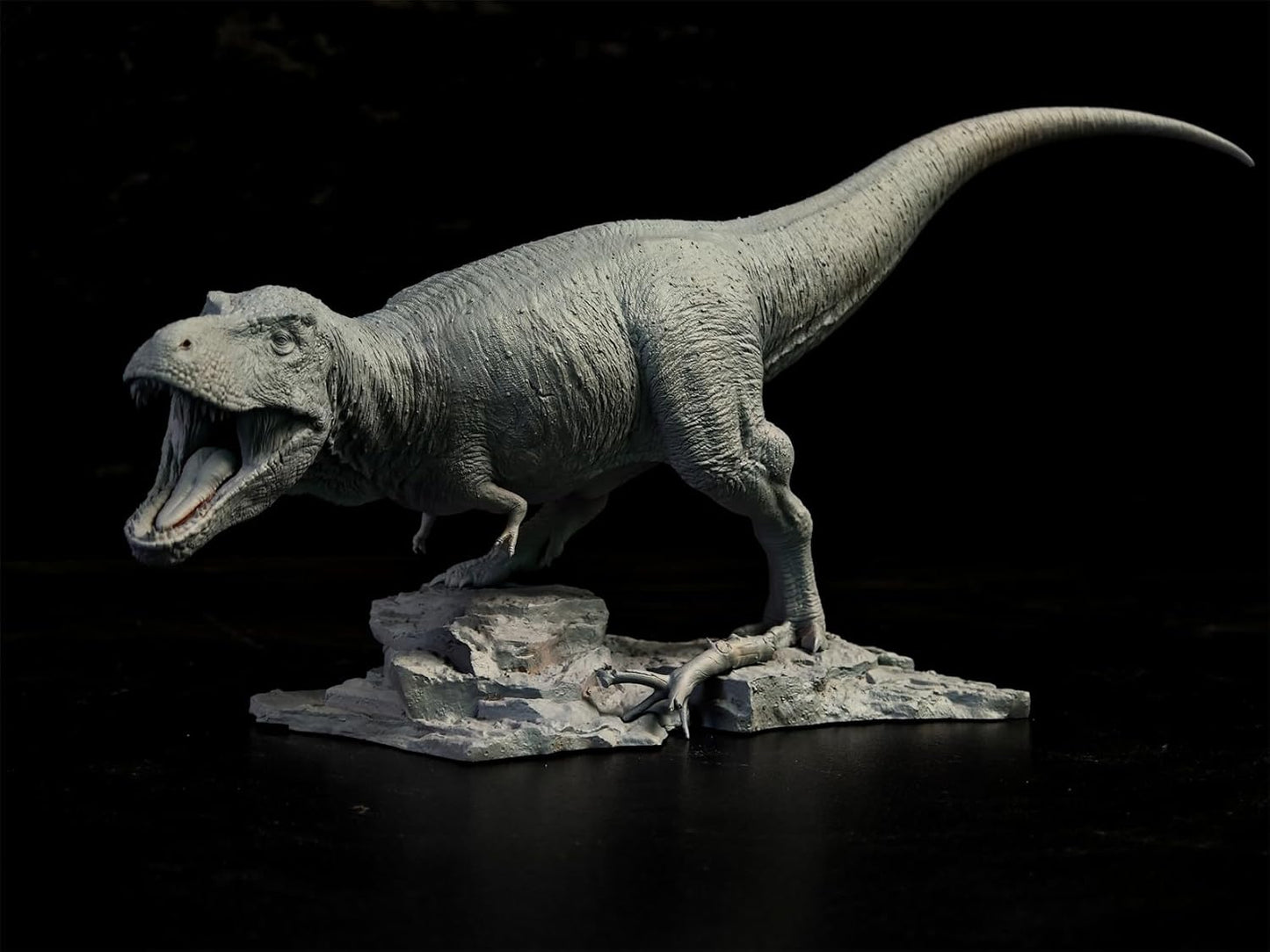 Vikas Prajapat ティラノサウルス フィギュア ガレキ 塗装指定可 Tレックス T-REX 獣脚類 恐竜 模型 白亜紀 情景セット プラモデル 大人おもちゃ プレゼント (1/10塗装済み) [並行輸入品]