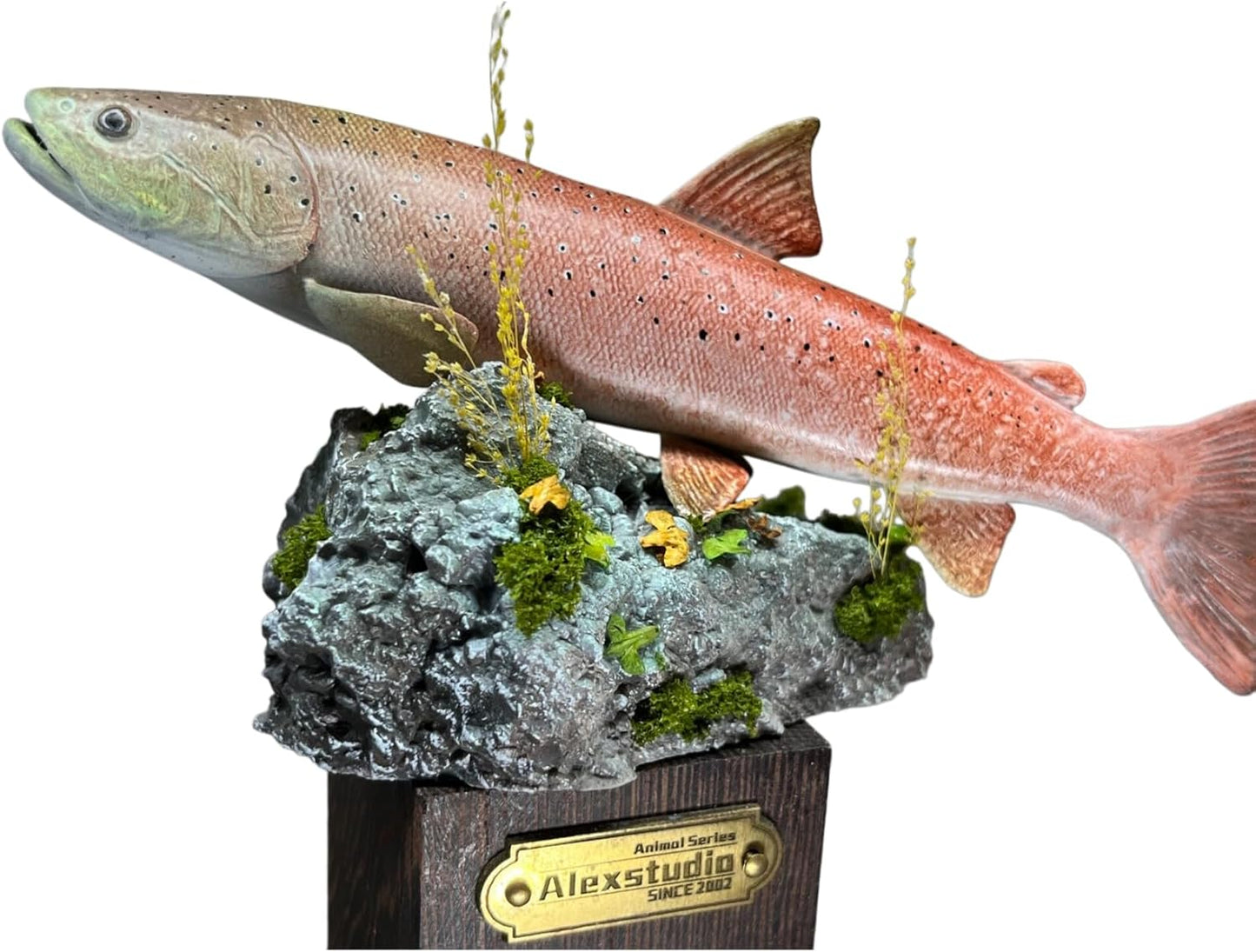 Alex STUDIO アムールイトウ フィギュア 魚 サケ科 動物 淡水魚 リアル 樹脂 プラモデル 大人のおもちゃ 模型 プレゼント 置物 台座付き (1/6) [並行輸入品]