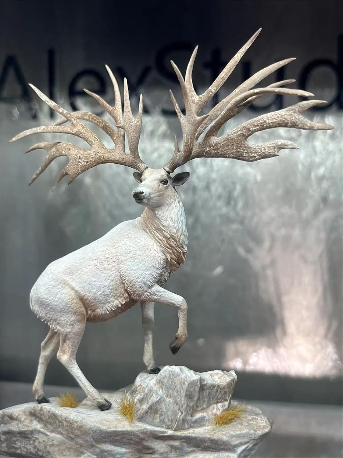 BACALYSO | Euckladokeros Figure, Mammalia, Herbivorous Rodent, Resin, Painted, Neogenic, Cute, Realistic Animal, Plastic Model, Toy, Figurine (1/15)