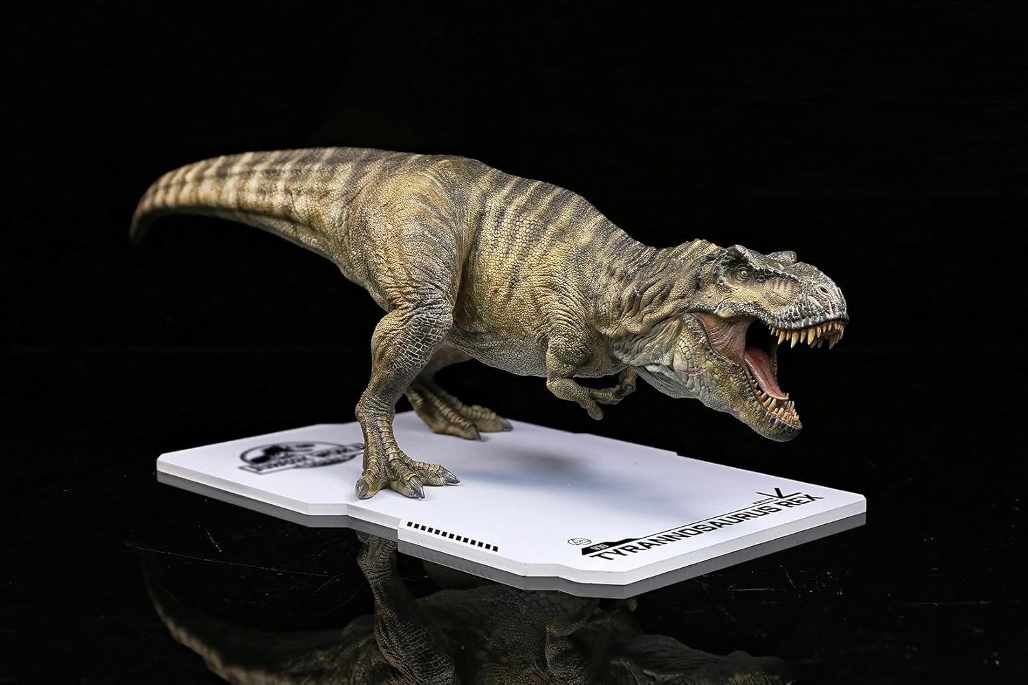 DINO DREAM 2025 1/30 サイズ ティラノサウルス フィギュア 全身 40cm級 白亜紀 獣脚類 大きい 肉食 恐竜 台座付け リアル 大人のコレクション 樹脂 プラモデル 模型 塗装済 置物 [並行輸入品]