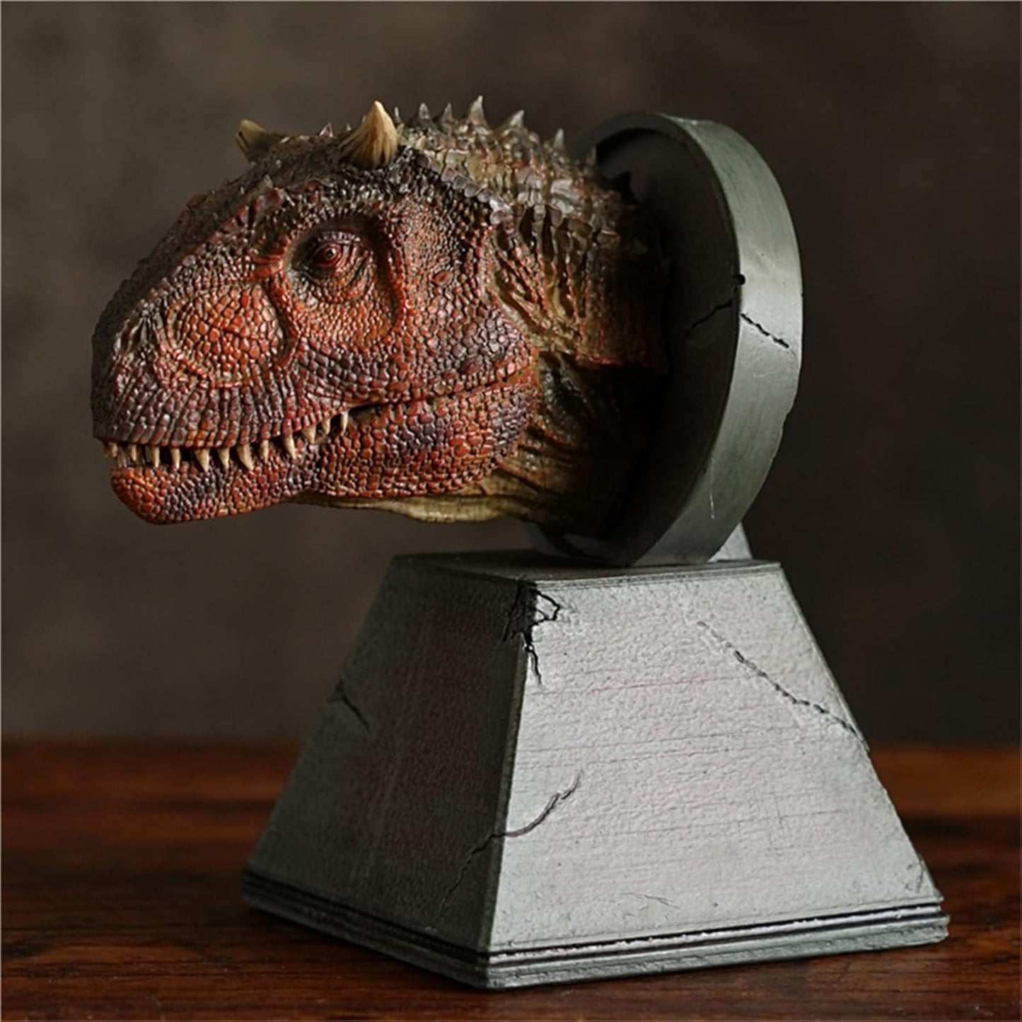 Nanmu 本心楠改 カルノタウルス リアル 恐竜 彫刻 頭部 フィギュア 模型 ヘッド 置物 12.5cm級