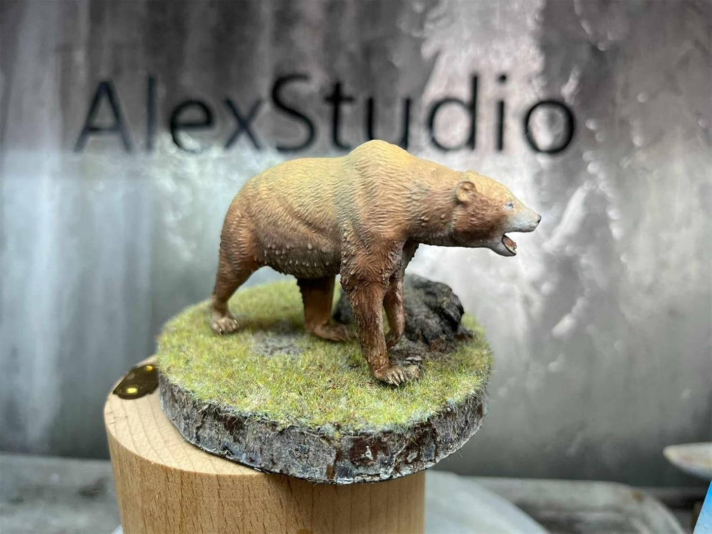 BACALYSO | ALEX STUDIO Bear Figure, Bear, Mammalia, Meat Eyes, Bearaceae, Resin, Painted Base, Statue, Cute, Realistic Animal, Plastic Model, Toy, Figurine (1/20-18)