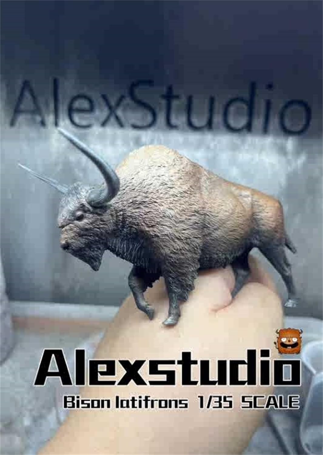 BACALYSO | ALEX STUDIO Giant Bison Figure, Paleozoic, Pleistocene Extinct Animal, Whale Couhoe, Cow Family, Bison Genus, Resin, Painted Plastic, Includes Base, Statue, Cute, Realistic Animal, Plastic