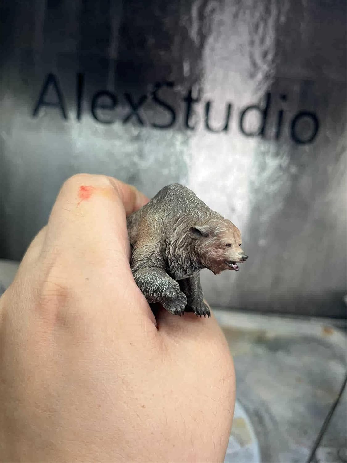 BACALYSO | ALEX STUDIO Horror Badger Figure, Bear, Extinct, Pleistocenaceae, Bear, Resin, Painted Base, Cute, Realistic Animal, Plastic Model, Toy, Figurine (1/20)