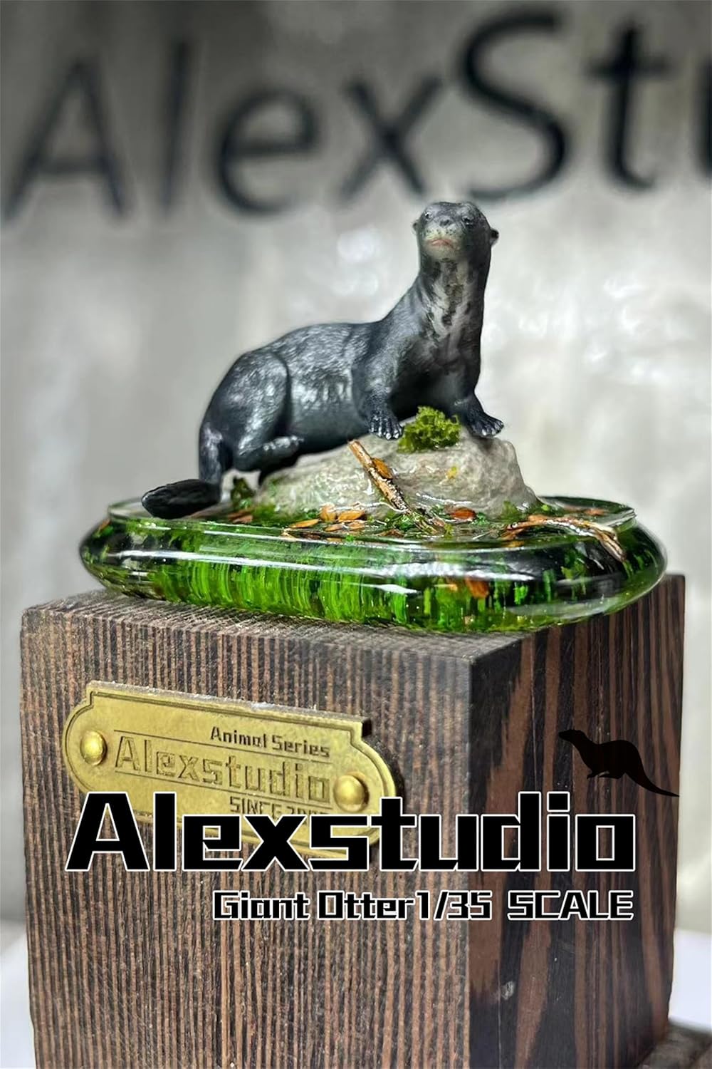 BACALYSO | ALEX STUDIO Lutra Figure, Mammalia, Cat Eyes, Weasel Family, Red Resin, Painted Base, Cute, Realistic Animal, Plastic Model, Toy, Figurine (1/10)